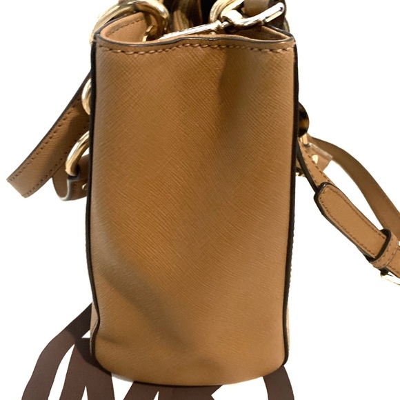 Beautiful Micheal Kors Satchel Leather Bag - Picture 4 of 5